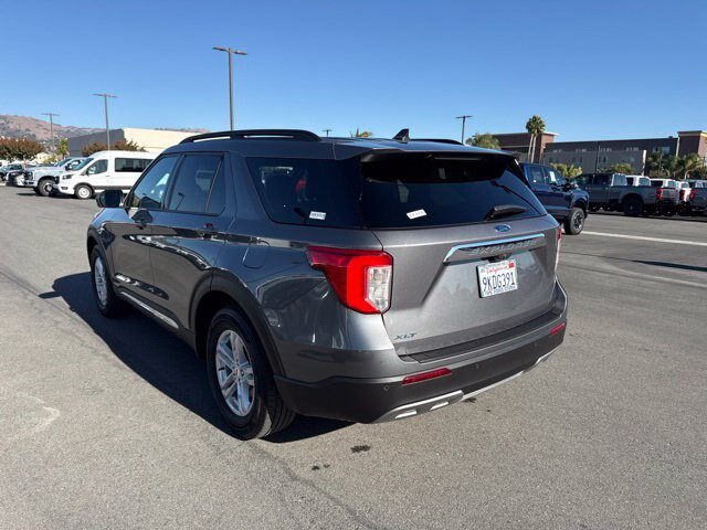 Certified 2023 Ford Explorer XLT w/ Equipment Group 202A RWD image 8