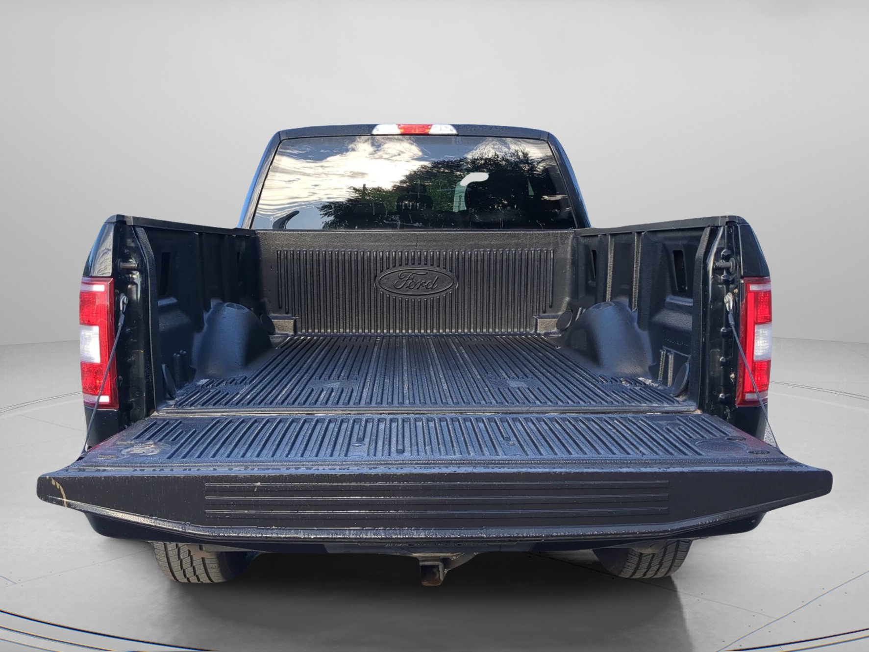 Certified 2018 Ford F150 XL w/ Equipment Group 101A Mid AWD/4WD image 46