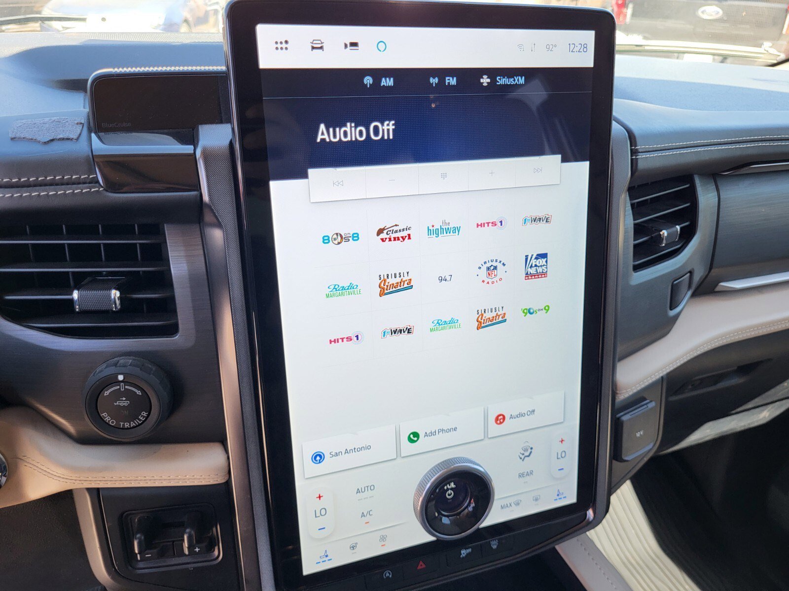 Certified 2023 Ford Expedition Platinum image 21