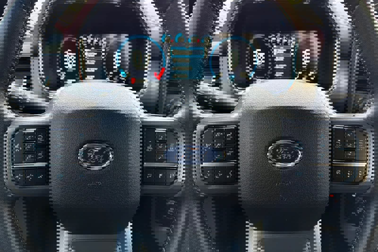 Certified 2023 Ford F150 Lariat w/ Equipment Group 502A High image 23