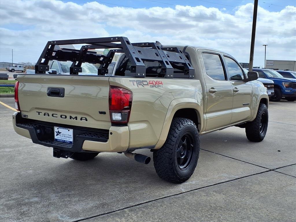 Used 2019 Toyota Tacoma TRD Sport w/ Technology Package image 2