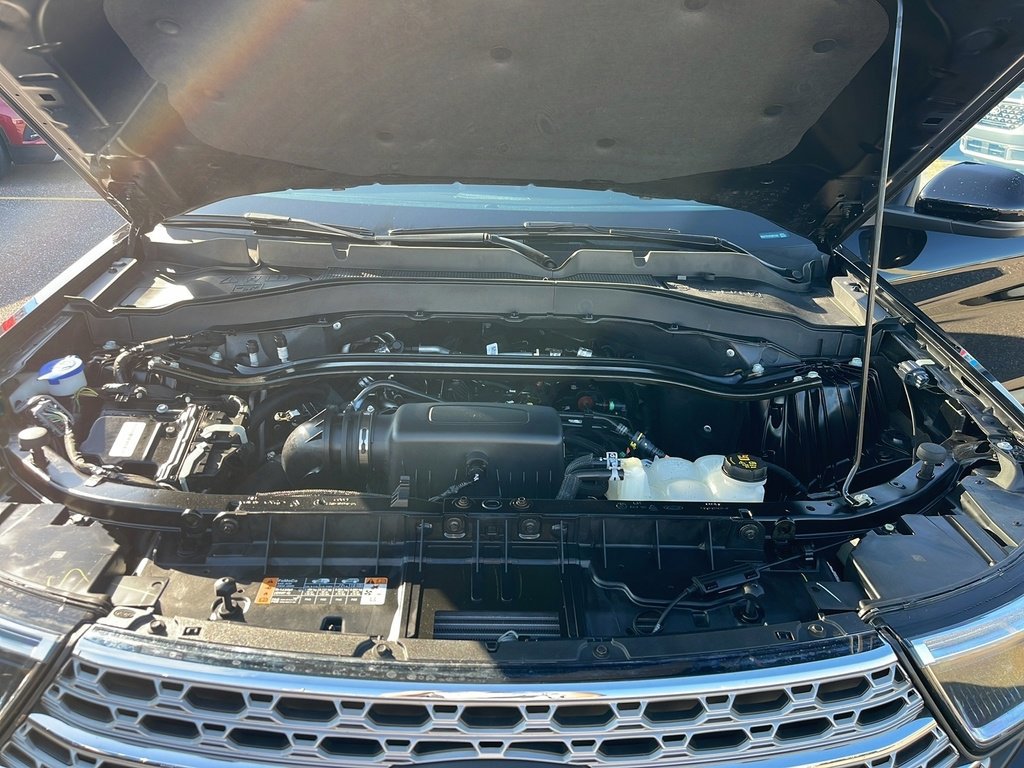 Certified 2023 Ford Explorer Limited w/ Limited Technology Package image 37