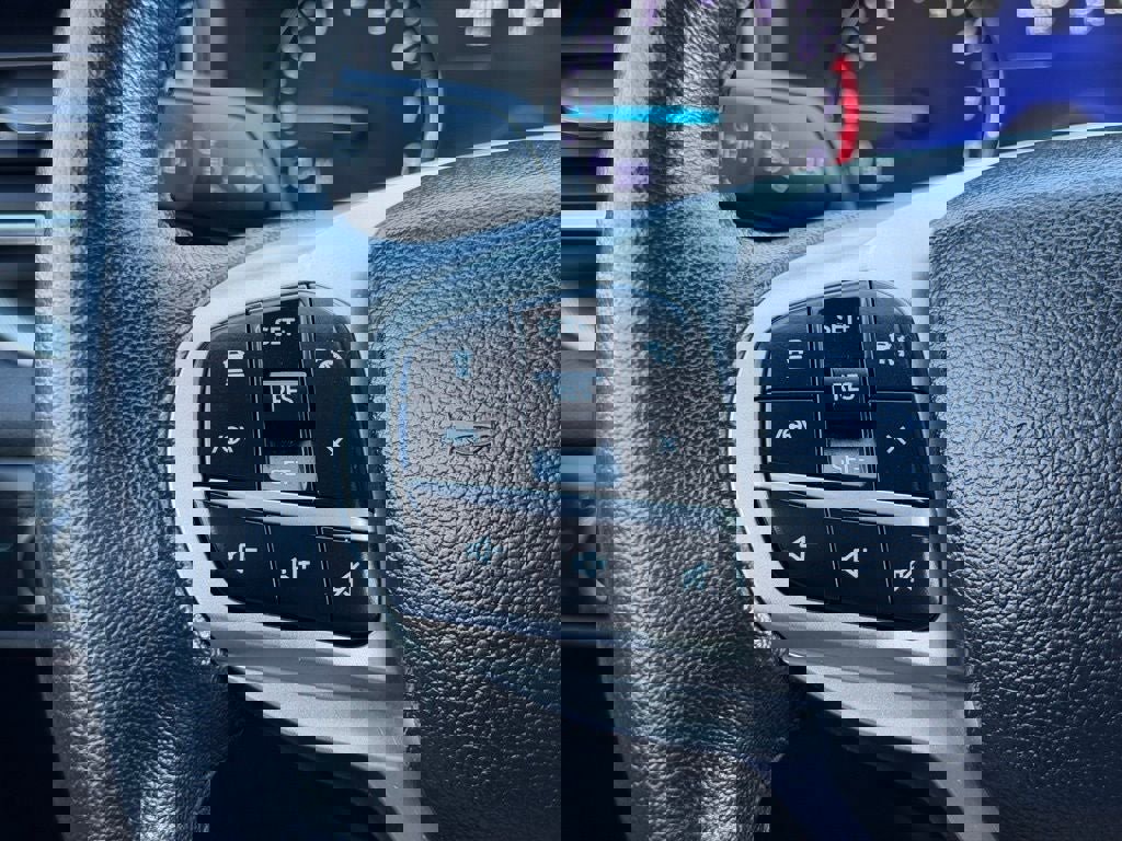 Certified 2022 Ford Explorer XLT w/ Equipment Group 202A image 30