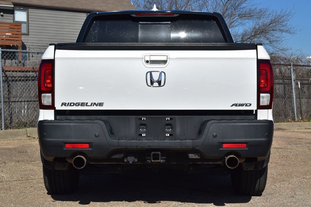 Used 2021 Honda Ridgeline Black Edition image 3