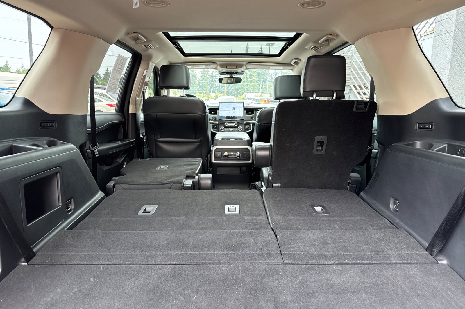Certified 2022 Ford Expedition XLT AWD/4WD image 16