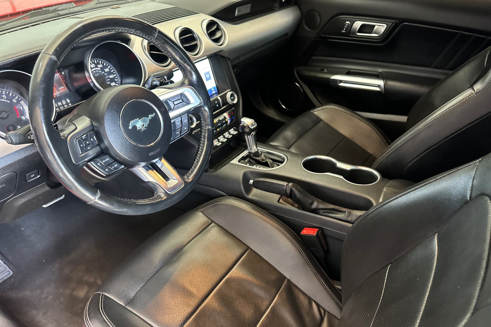 Certified 2021 Ford Mustang Premium RWD image 9