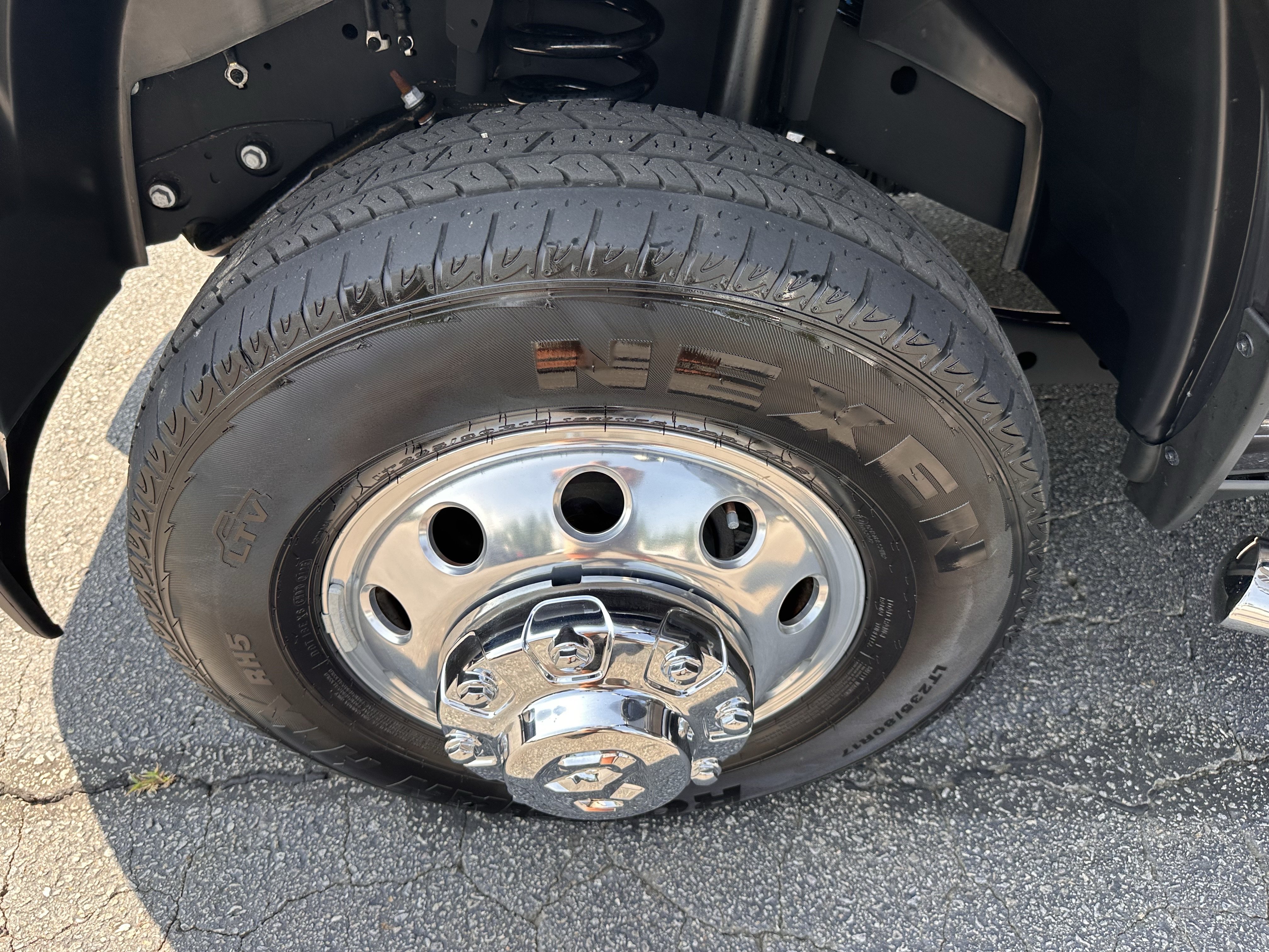 Used 2025 RAM 3500 Big Horn AWD/4WD image 30