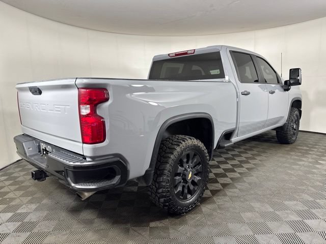 Used 2024 Chevrolet Silverado 2500 Custom w/ Custom Value Package AWD/4WD image 3