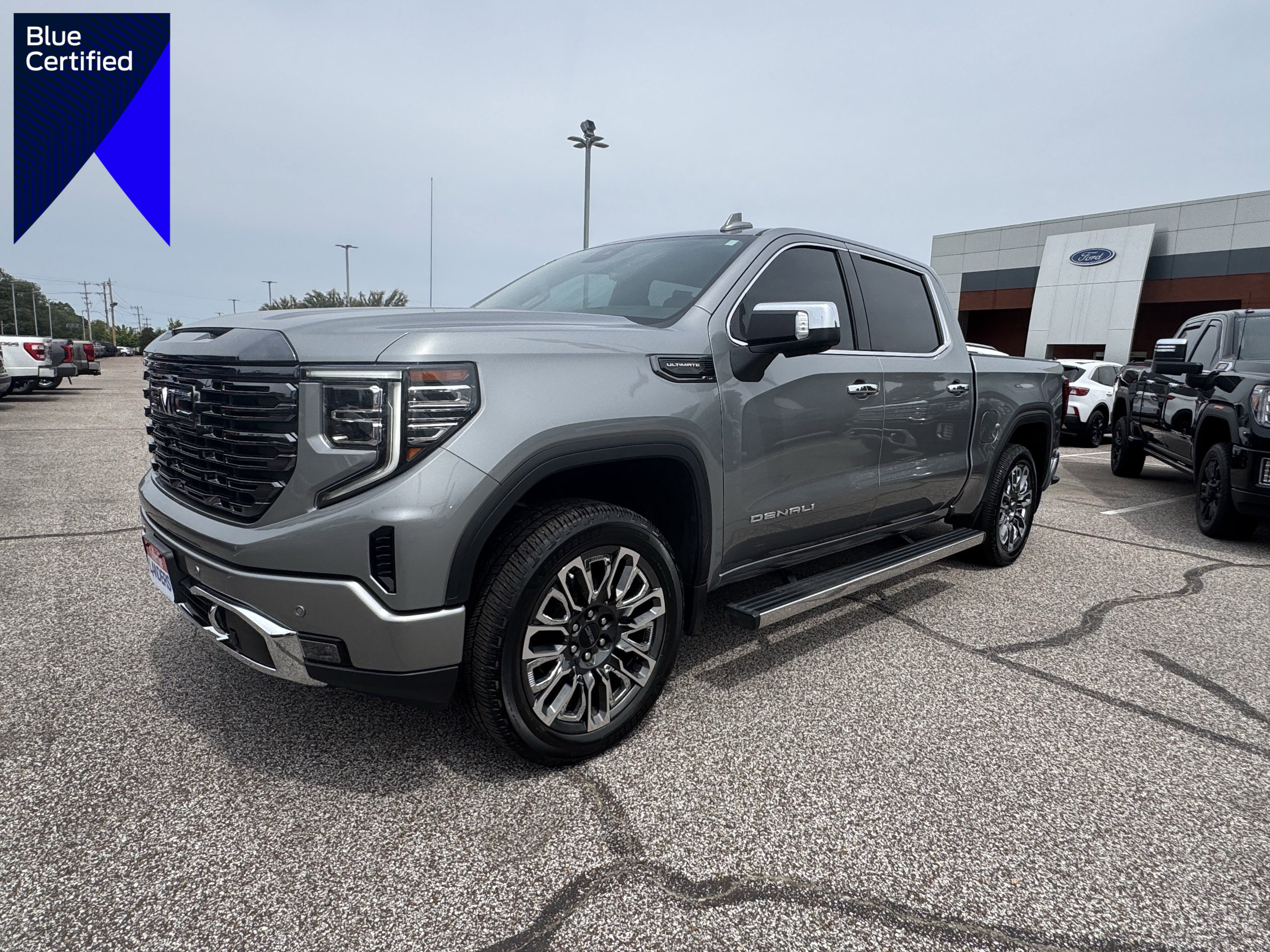 Used 2024 GMC Sierra 1500 Denali Ultimate image 1
