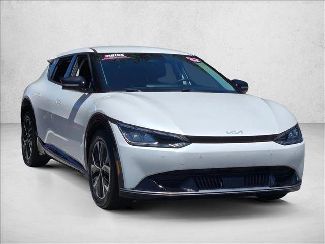 Used 2022 Kia EV6 Wind RWD image 3