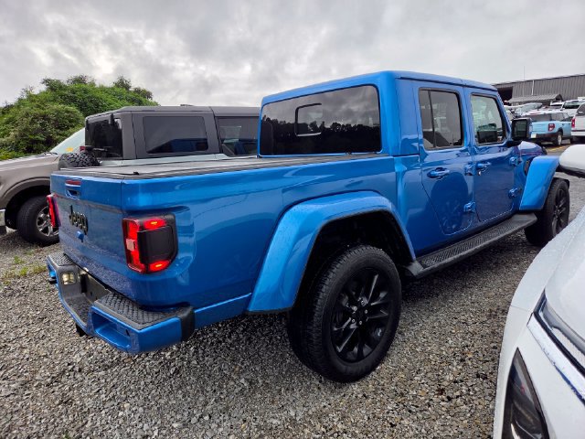 Used 2022 Jeep Gladiator Overland AWD/4WD image 3