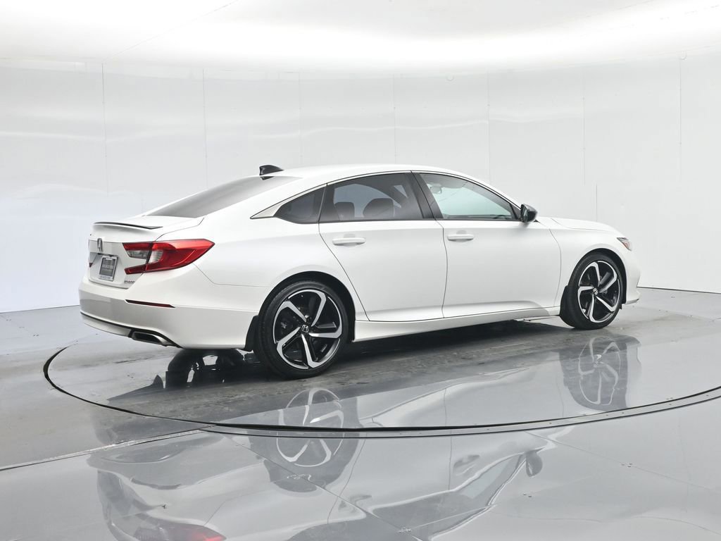 Used 2022 Honda Accord Sport image 11