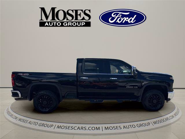 Used 2024 Chevrolet Silverado 2500 LTZ w/ LTZ Convenience Package AWD/4WD image 6