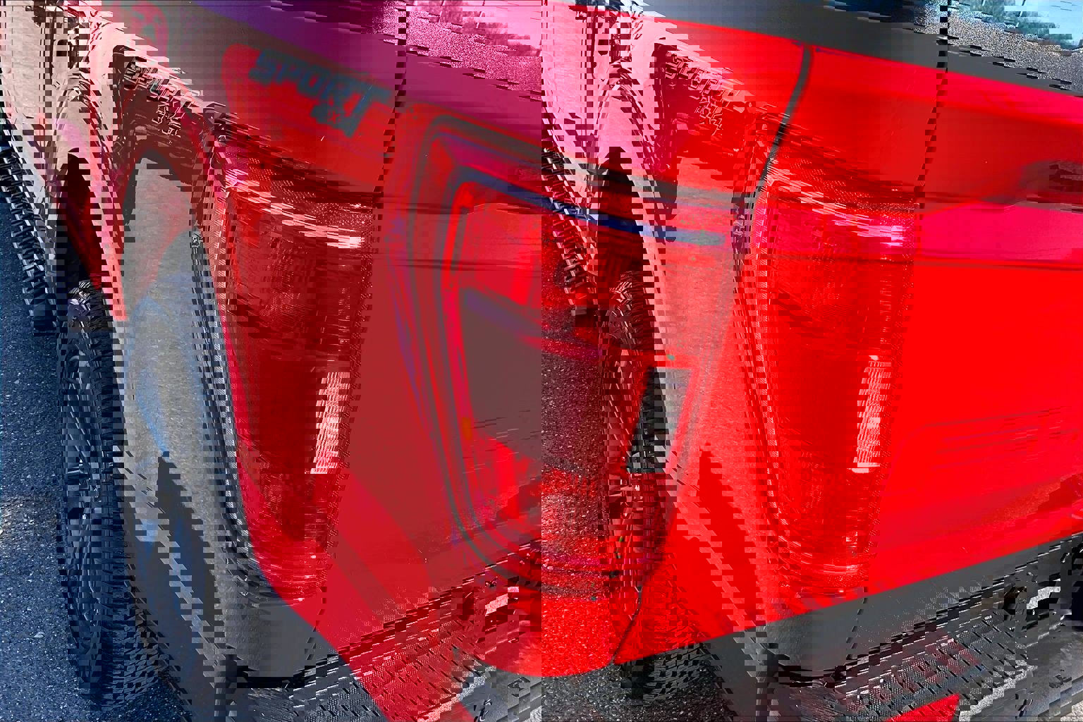 Certified 2022 Ford F150 XLT w/ Equipment Group 302A High image 31