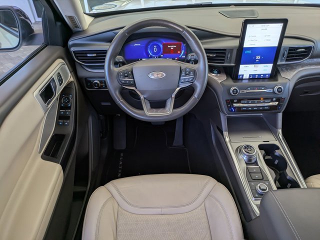 Certified 2020 Ford Explorer Platinum w/ Premium Technology Package image 14