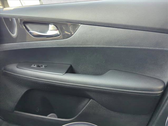 Used 2023 Kia Forte GT-Line w/ GT-Line Premium Package FWD image 27