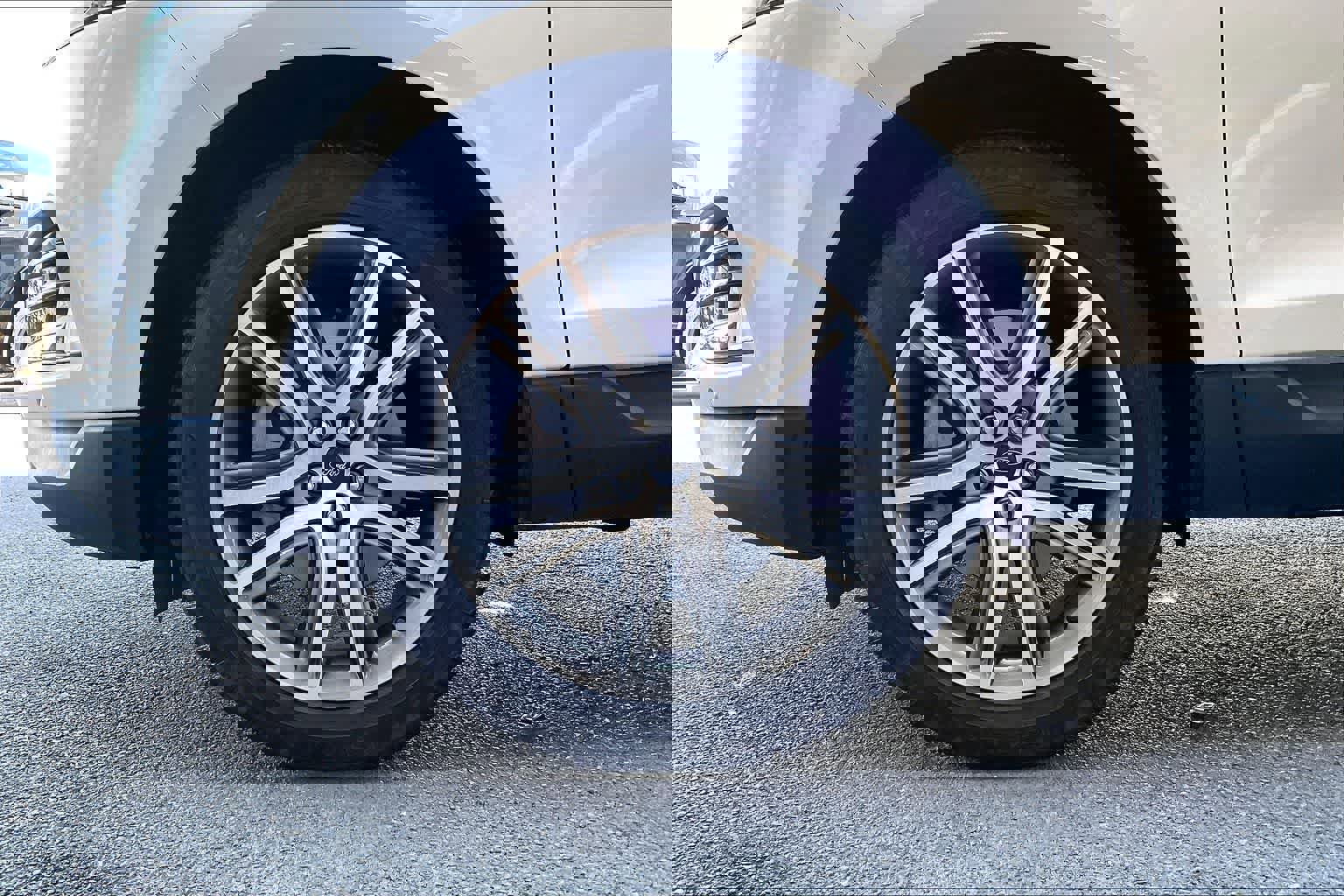 Certified 2024 Ford Edge Titanium w/ Equipment Group 301A image 10