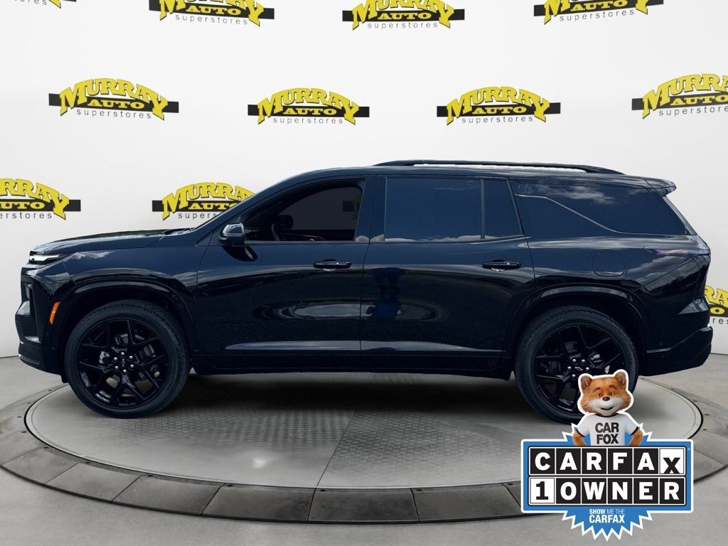 Used 2026 Chevrolet Traverse RS FWD image 2