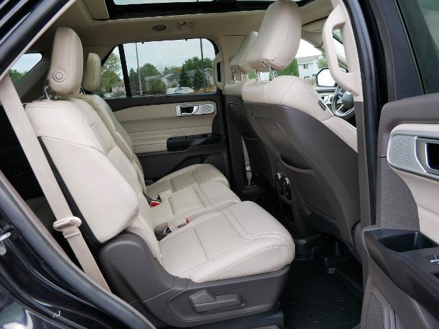 Certified 2020 Ford Explorer Platinum w/ Premium Technology Package AWD/4WD image 14