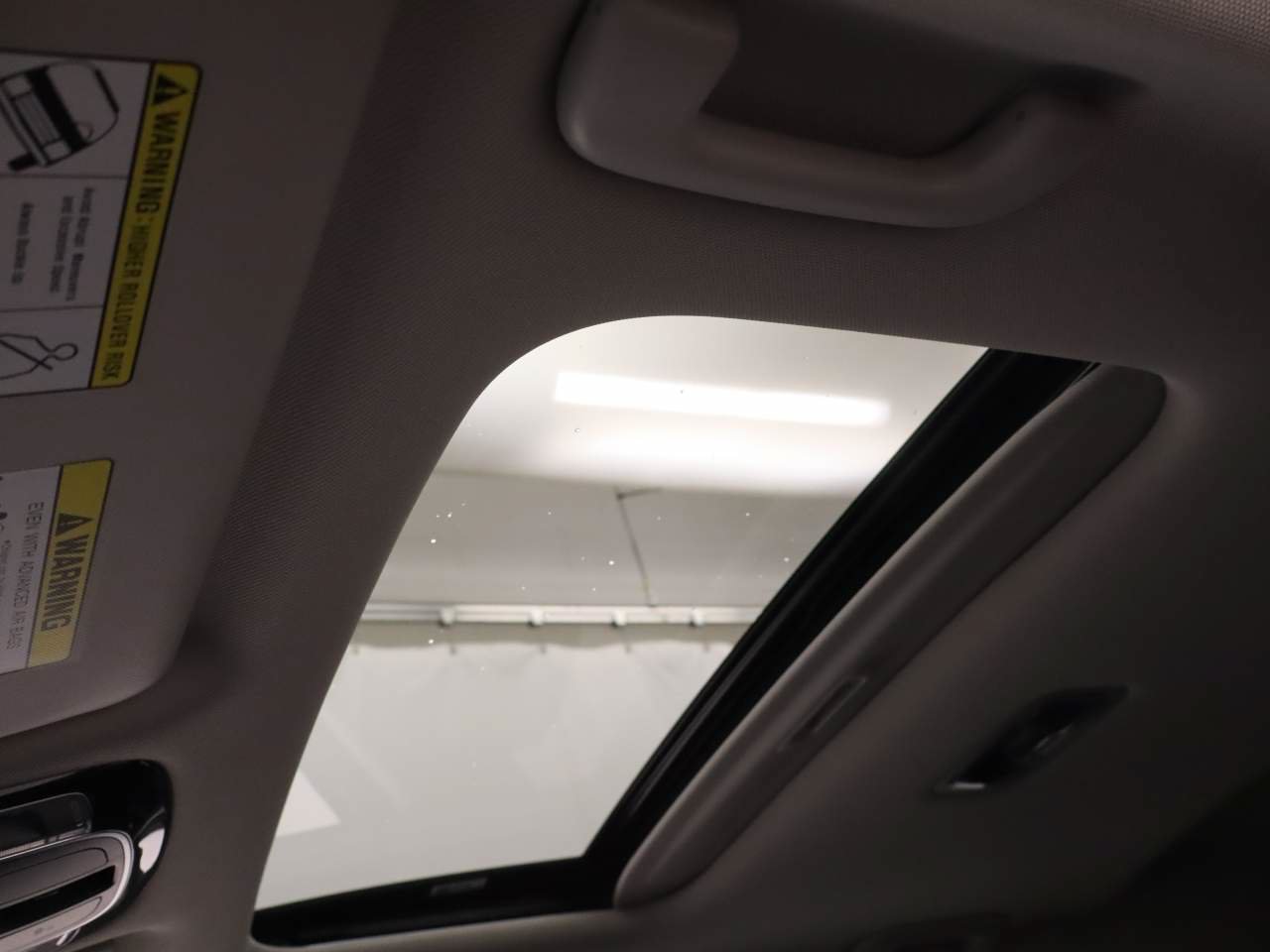 Used 2023 Hyundai Tucson SEL w/ Convenience Package FWD image 17