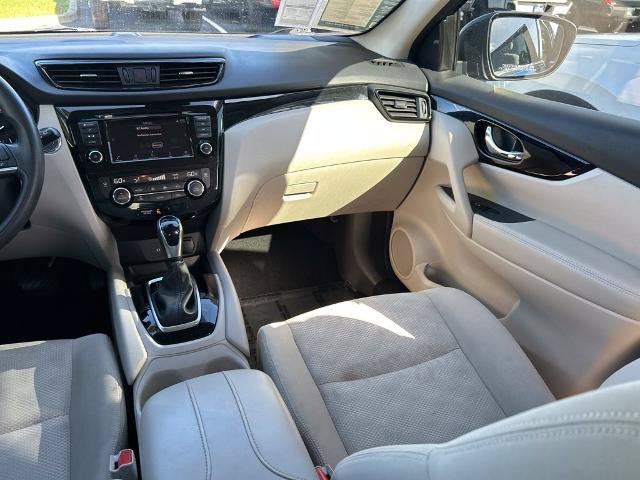 Used 2019 Nissan Rogue Sport SV FWD image 12