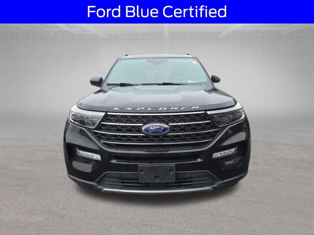 Certified 2020 Ford Explorer XLT w/ Equipment Group 202A AWD/4WD image 2