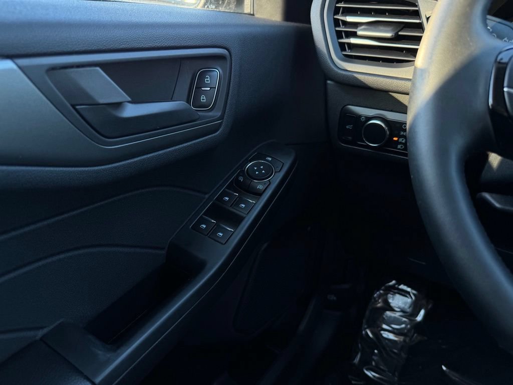 Certified 2024 Ford Escape Active AWD/4WD image 36