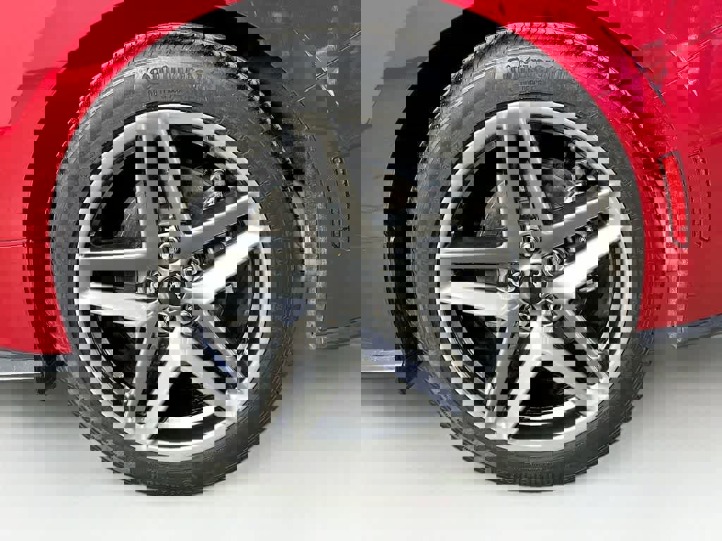 Certified 2024 Ford Mustang Coupe image 10