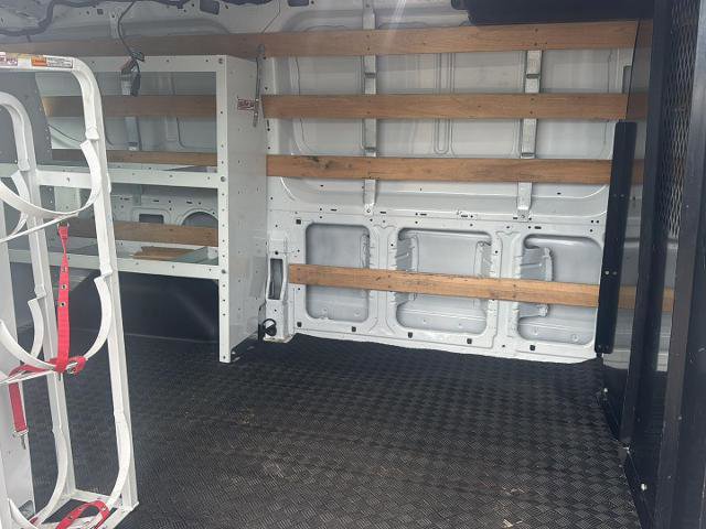 Certified 2022 Ford Transit 250 w/ Exterior Upgrade Package image 20