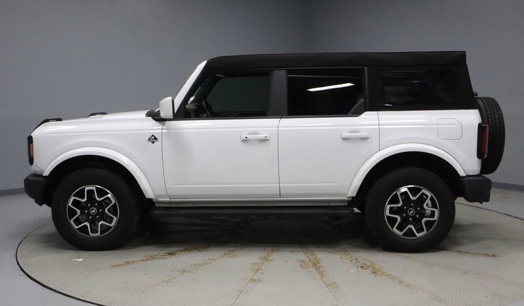 Certified 2024 Ford Bronco Outer Banks image 2