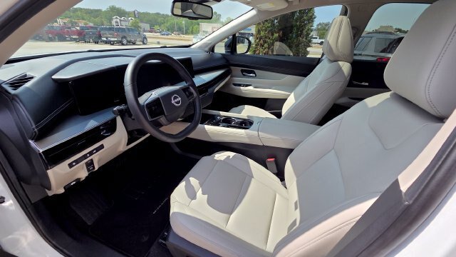 Used 2025 Nissan Murano SL AWD/4WD image 11