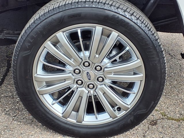 Certified 2025 Ford F150 Platinum w/ Equipment Group 703A Plus AWD/4WD image 32