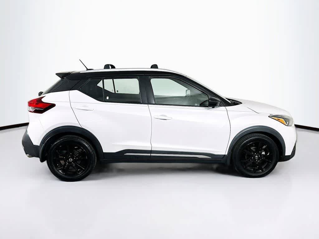 Used 2020 Nissan Kicks SR w/ Exterior Package FWD image 25