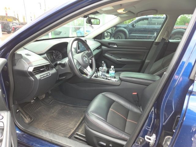 Used 2022 Nissan Altima 2.5 SR FWD image 4