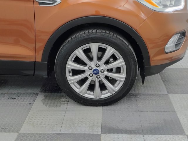 Certified 2017 Ford Escape Titanium FWD image 14