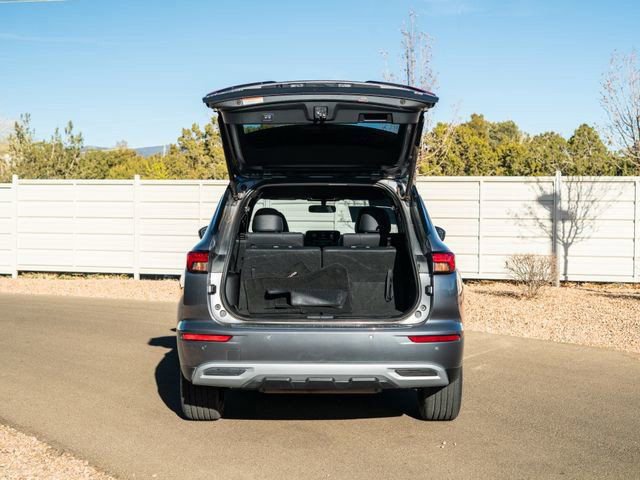 Used 2022 Mitsubishi Outlander SE AWD/4WD image 6