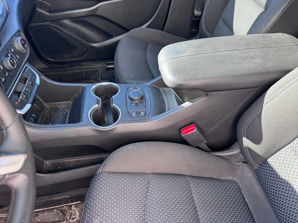 Used 2022 GMC Terrain SLE w/ Driver Convenience Package image 10