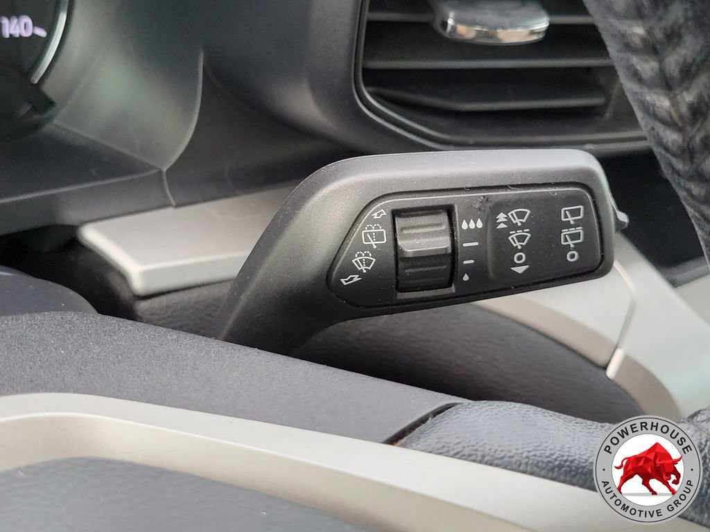 Certified 2022 Ford Explorer XLT RWD image 33