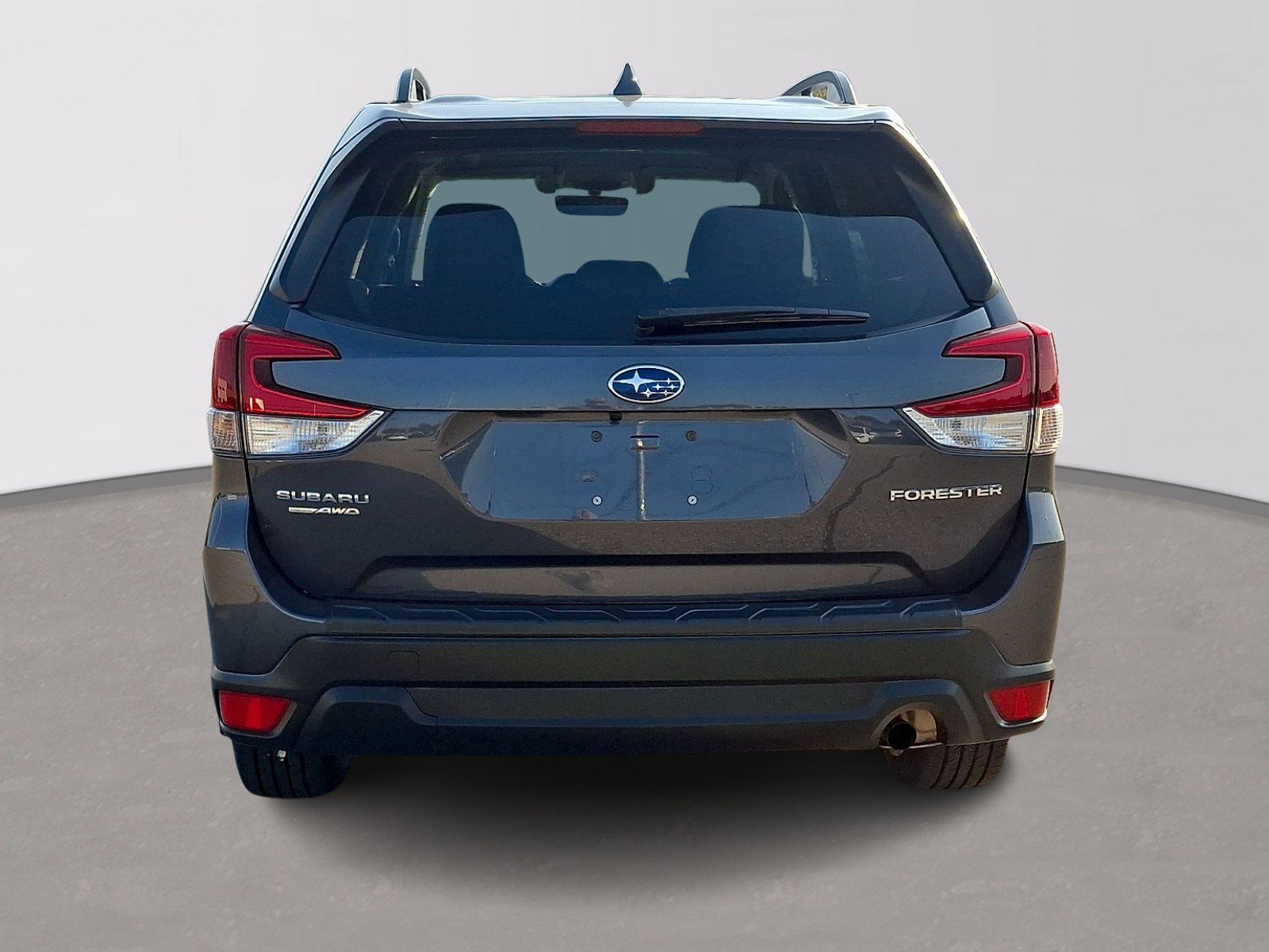 Used 2021 Subaru Forester Premium AWD/4WD image 5