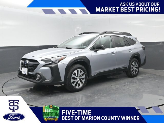 Used 2025 Subaru Outback Premium AWD/4WD image 1