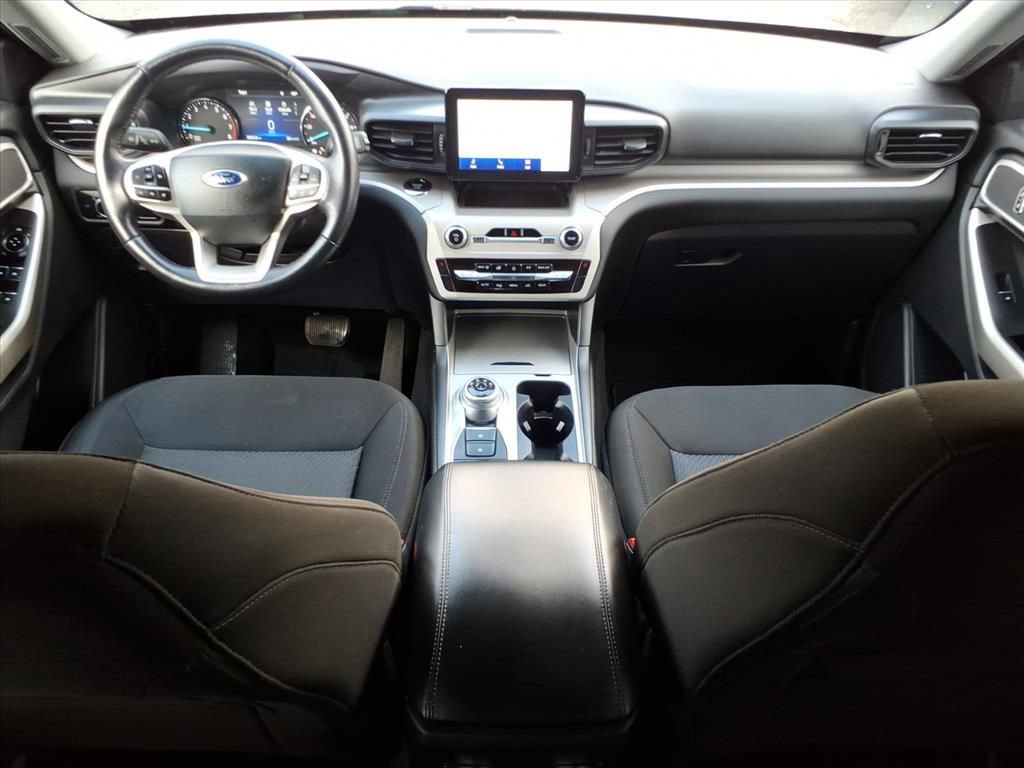 Certified 2023 Ford Explorer XLT image 10