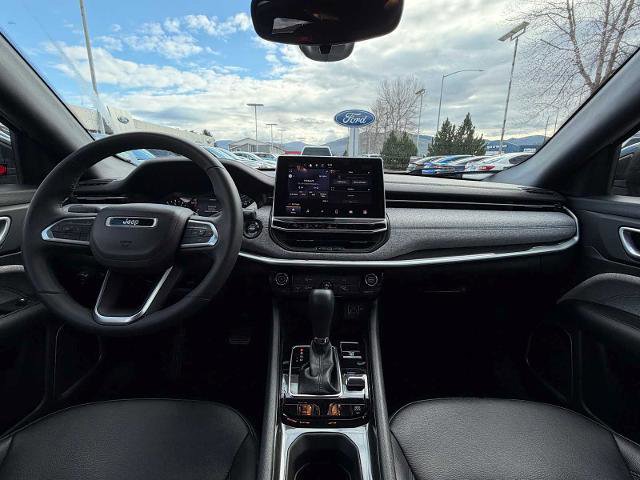 Used 2024 Jeep Compass Latitude image 27