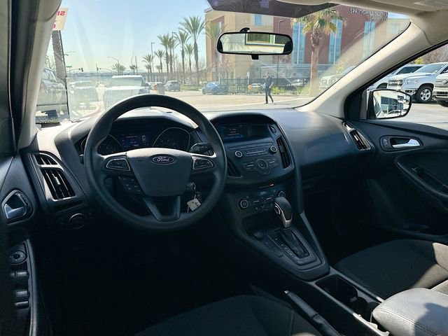 Certified 2018 Ford Focus SE image 21