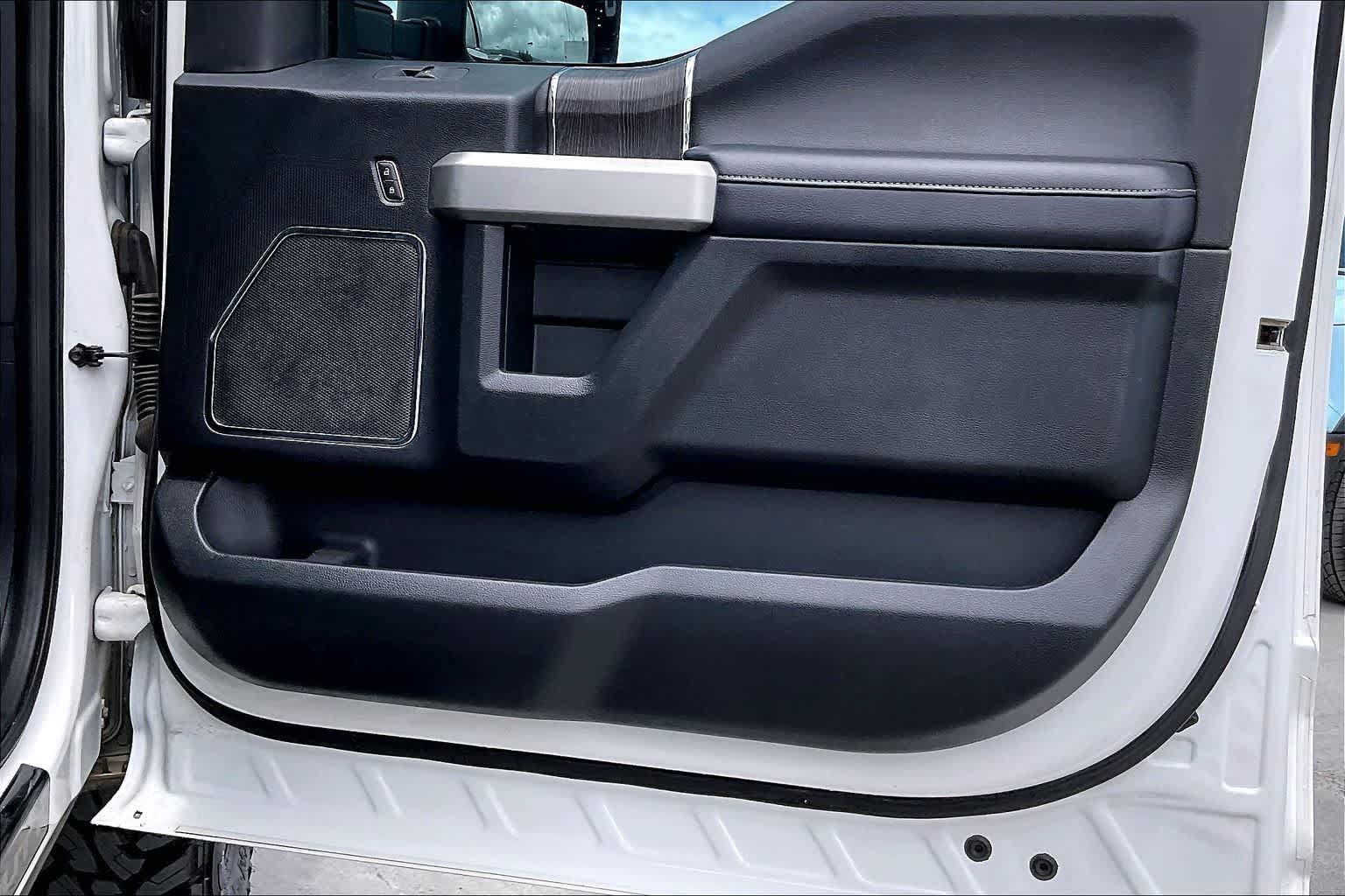 Certified 2021 Ford F250 Lariat AWD/4WD image 28