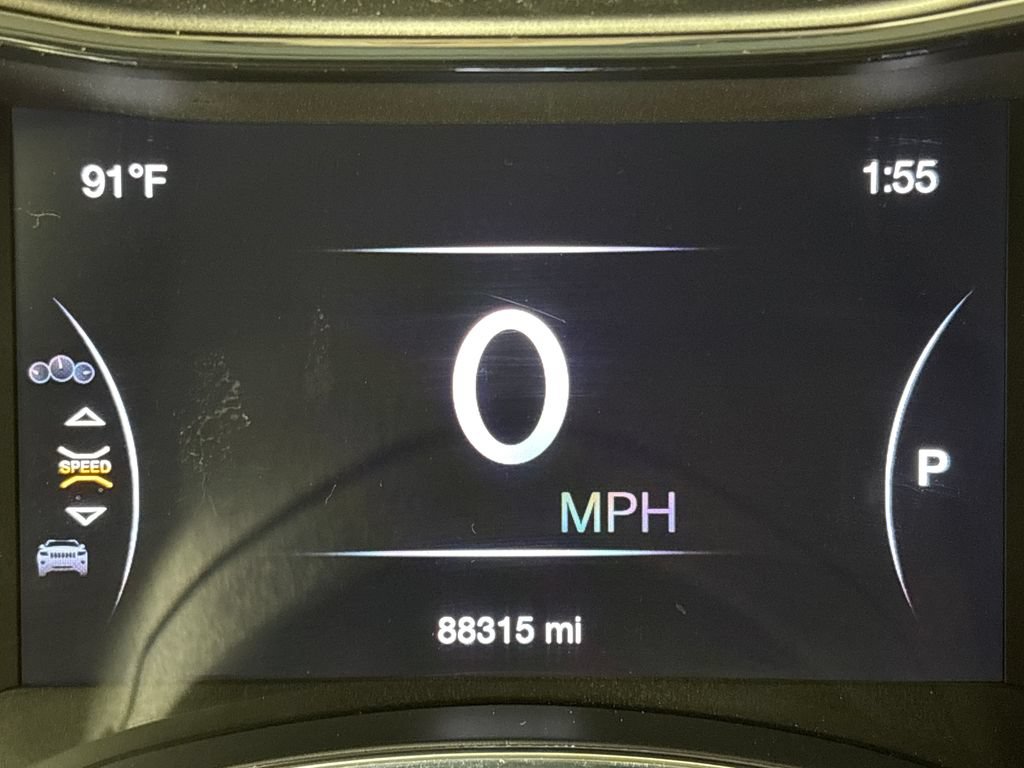 Used 2021 Jeep Grand Cherokee Limited AWD/4WD image 22