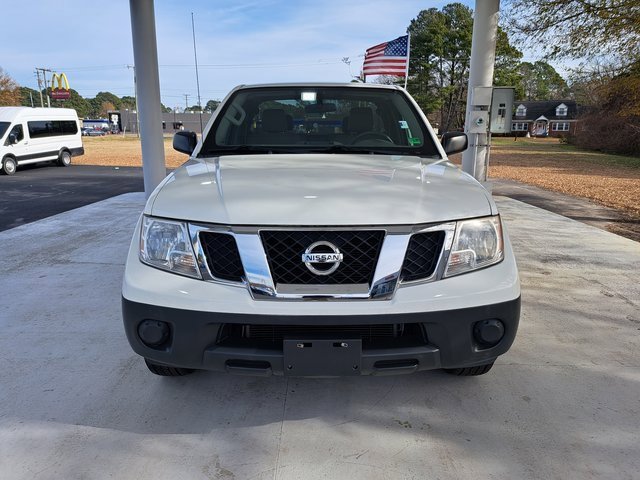 Used 2019 Nissan Frontier S image 2