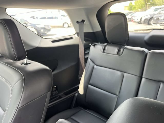 Certified 2023 Ford Explorer XLT w/ Equipment Group 202A AWD/4WD image 24