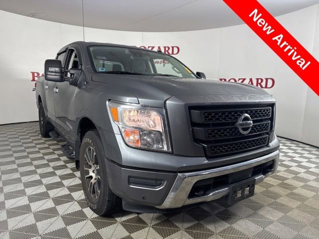 Used 2021 Nissan Titan SV w/ SV Convenience Package image 1