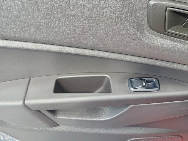 Certified 2019 Ford Fiesta SE FWD image 10