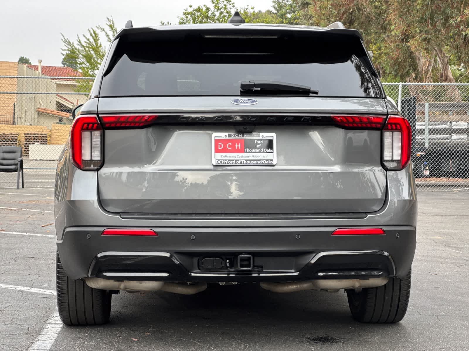 Certified 2026 Ford Explorer ST-Line w/ ST-Line Street Pack RWD image 7